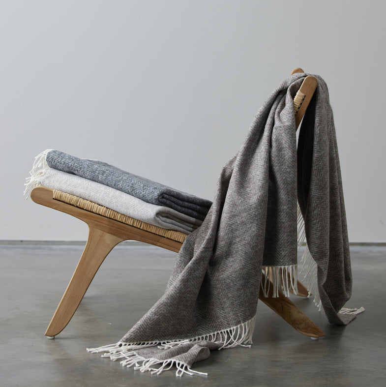 Södahl Stillnes Plaid 130 x 170 cm i beige