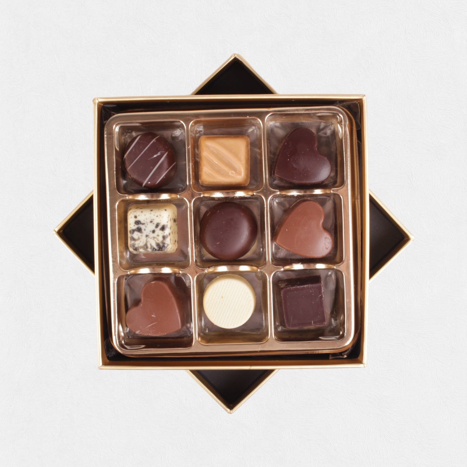Dansk dessertchokolade i guldæske