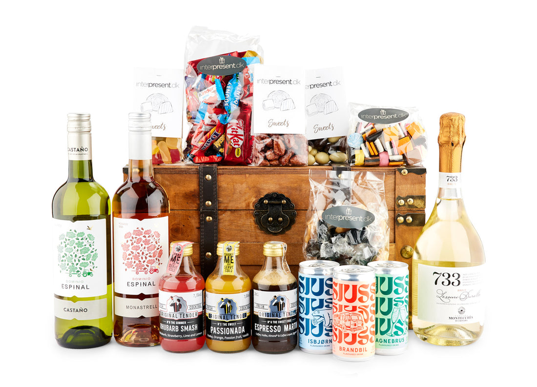 Kæmpe tøsehygge i trækiste