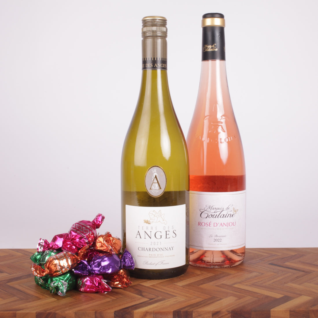 1 hvidvin og 1 rosé & chokolade i gaveæske